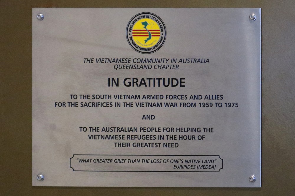 Plaque