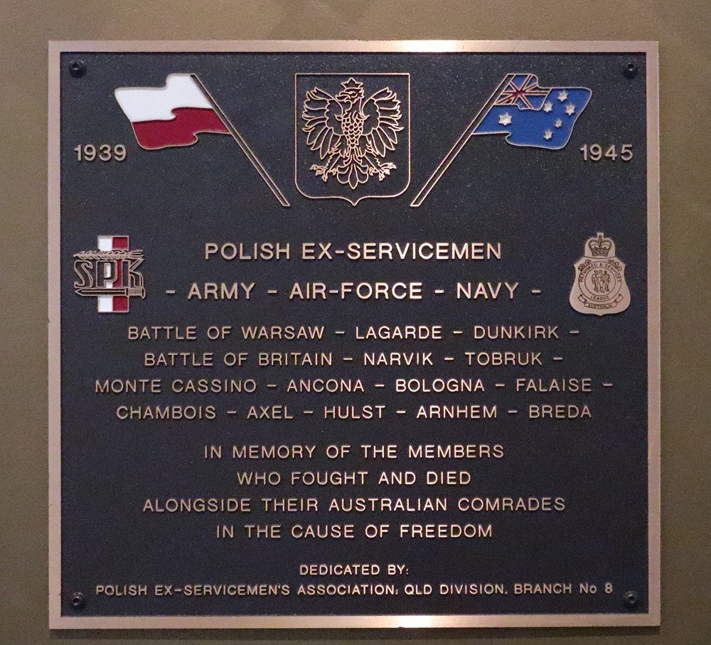 Plaque