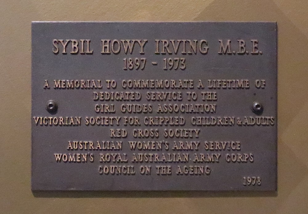 Plaque