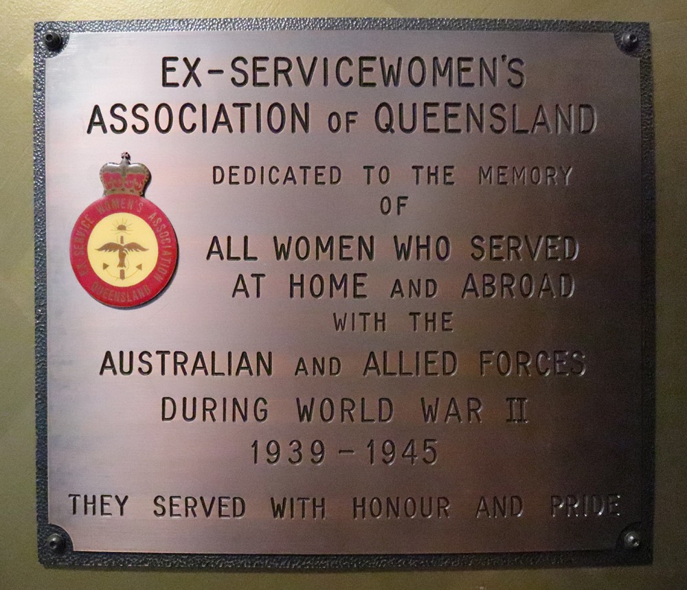 Plaque