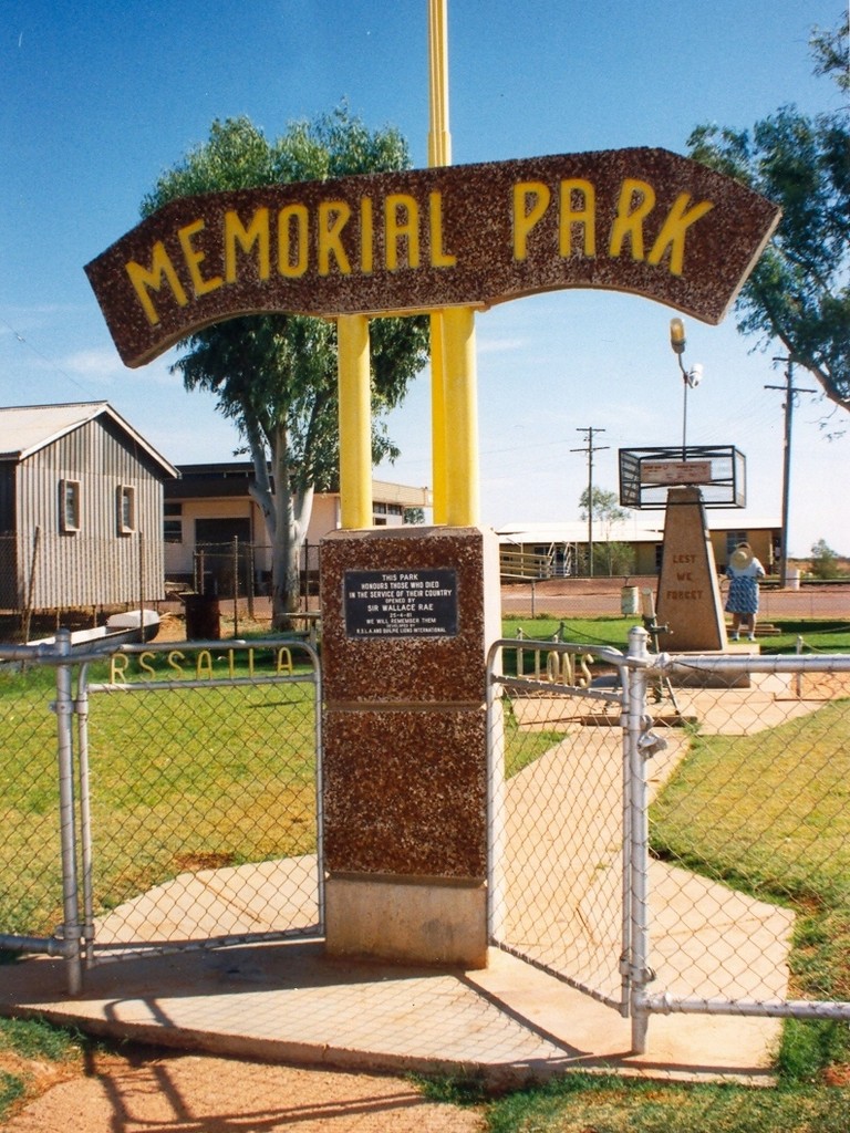Quilpie Memorial Park Gates