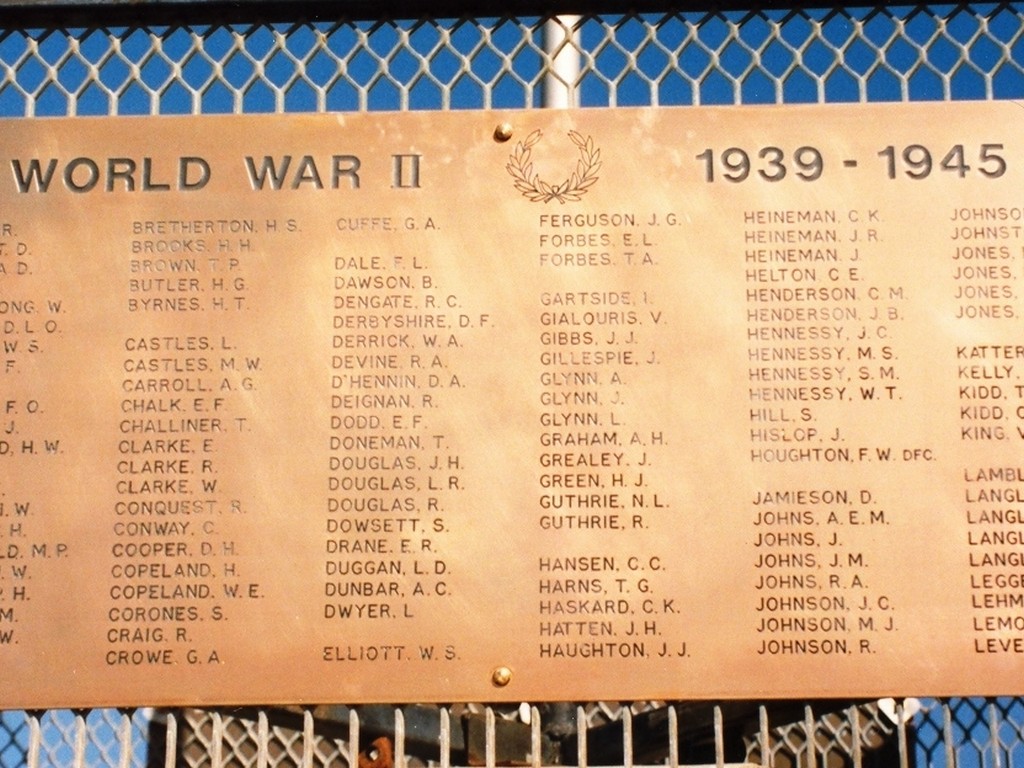 Quilpie War Memorial - WWII plaque