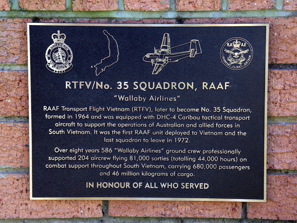 RAAF Transport Flight Vietnam/35 Squadron Plaque