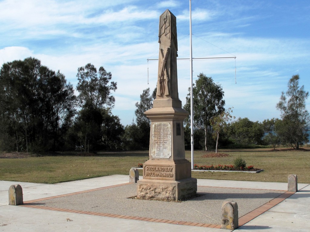 Redland Bay War Memorial - May 2009