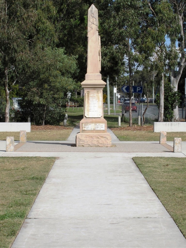 Redland Bay War Memorial - facing south