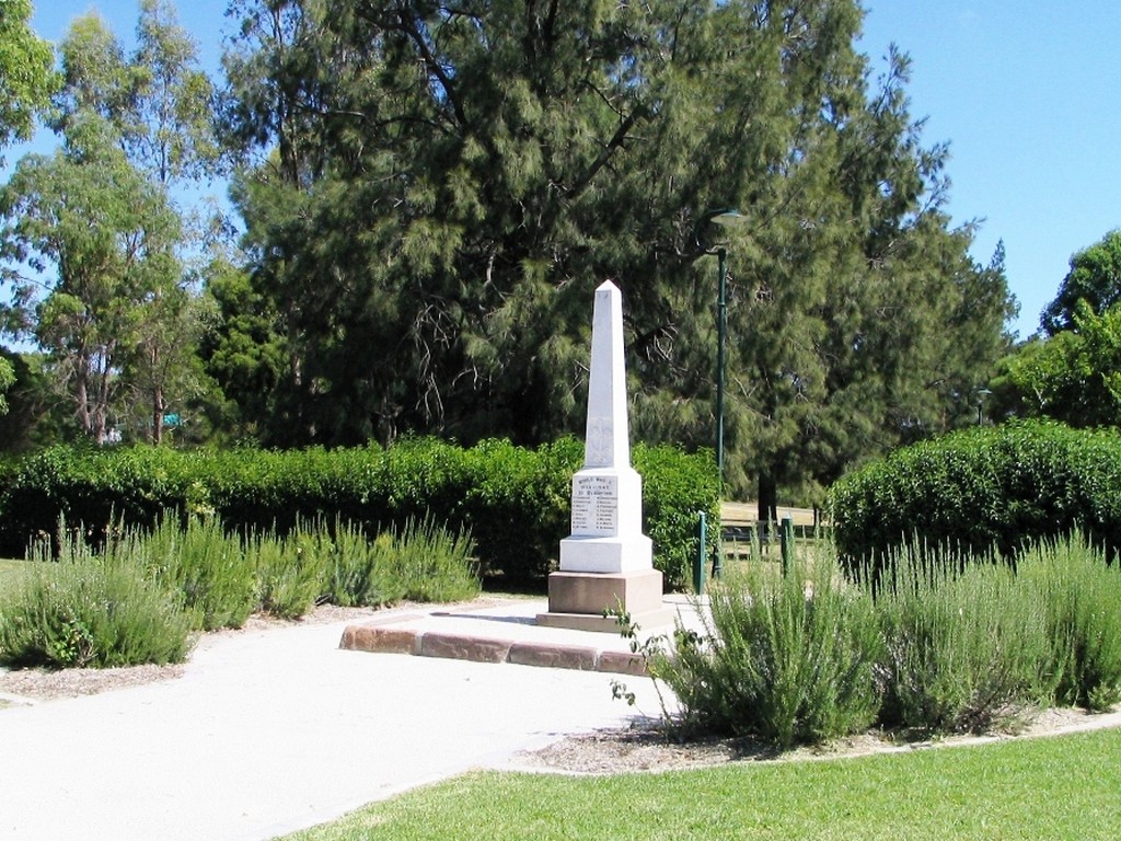 Allora WWII Memorial - Overview