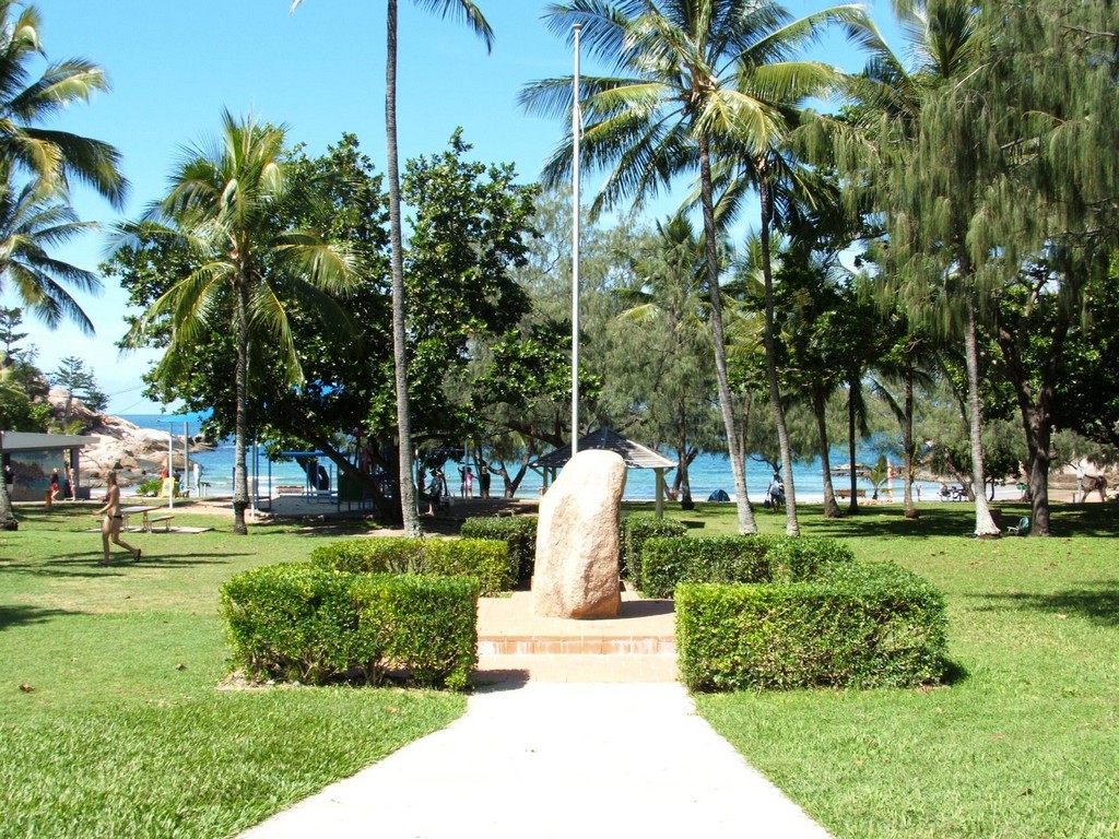 Alma Bay Memorial, Magnetic Island