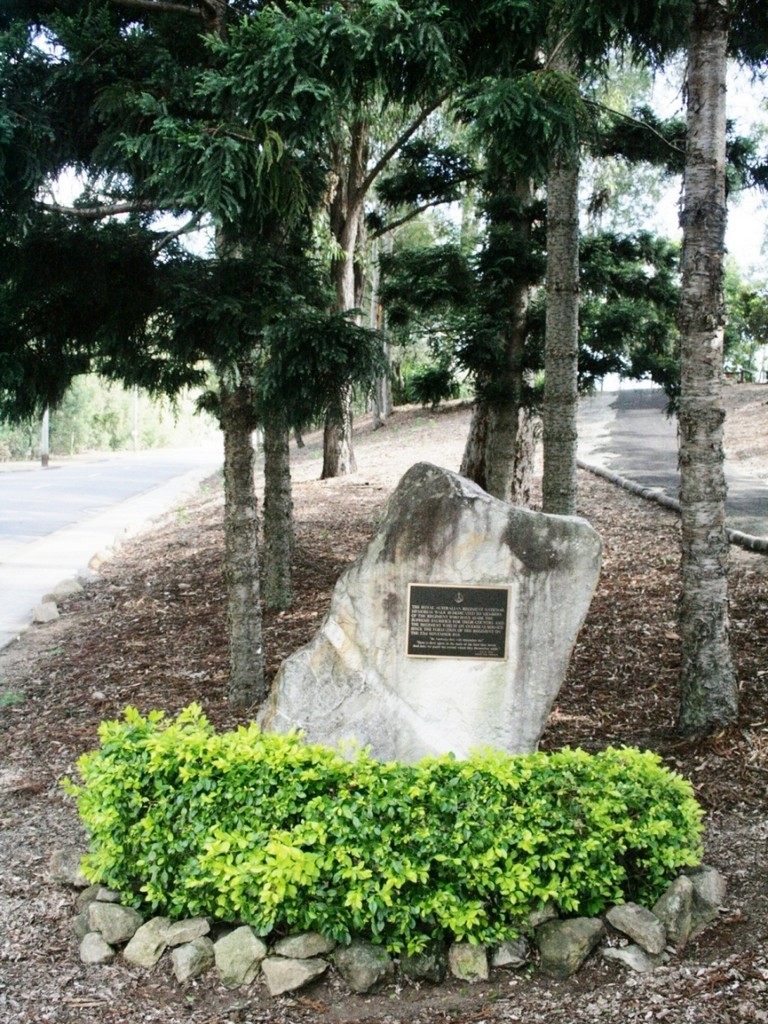RAR Memorial Walkway - Start memorial and plaque