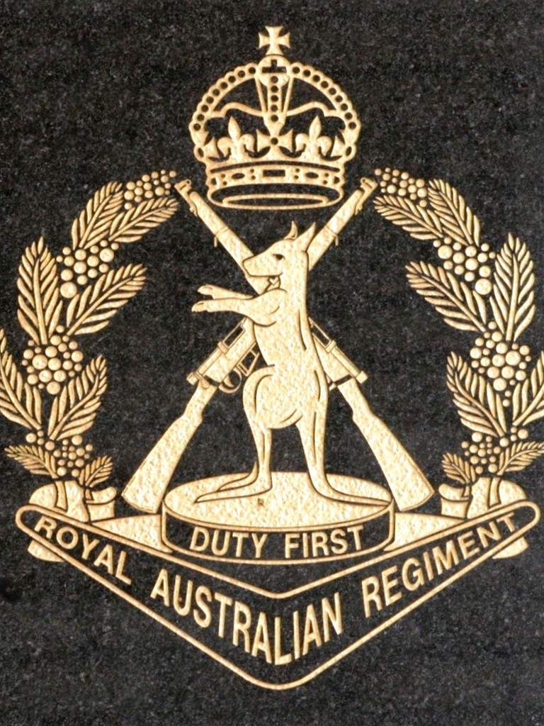 Royal Australian Regiment Badge