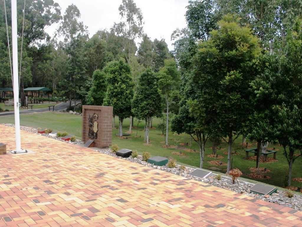Royal Australian Regiment Unit Plaques (Memorial Walk)