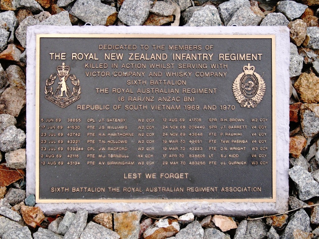 Royal Australian Regiment Unit Plaques (Memorial Walk) - 6 RAR/NZ Anzac Bn, Vietnam plaque.