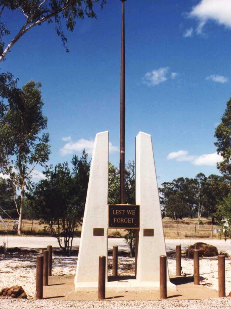 Anakie War Memorial