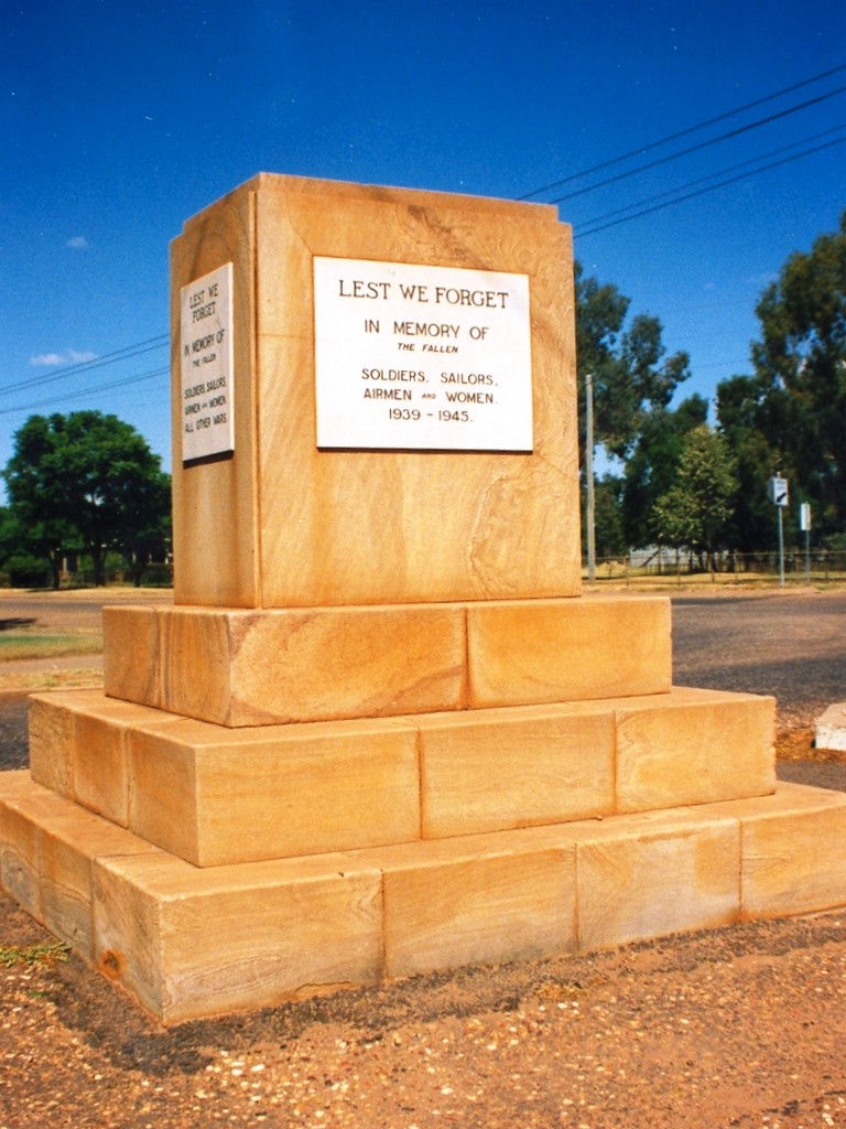 St George War Memorial - 1995