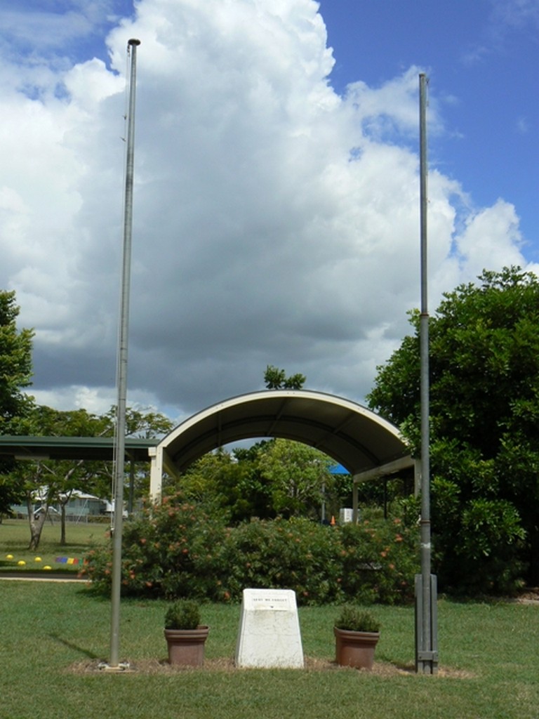 St Lawrence State School War Memorial