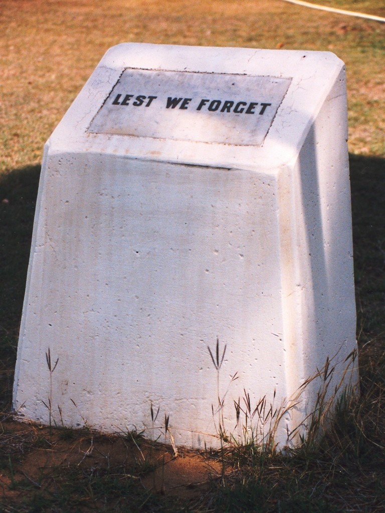St Lawrence State School War Memorial