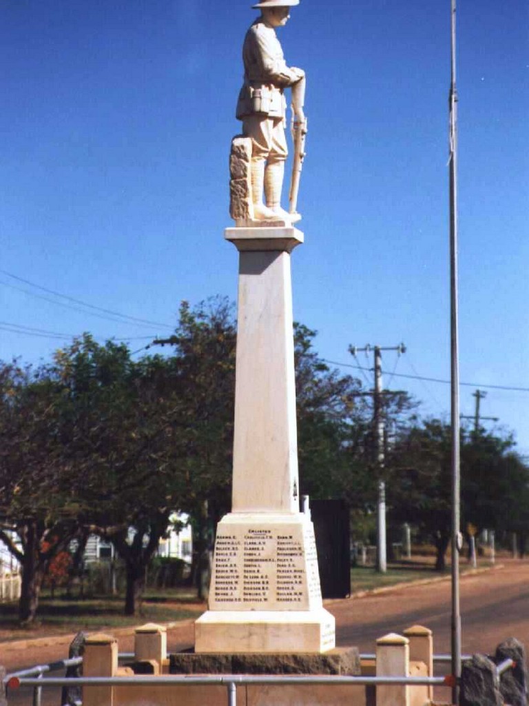 Aramac War Memorial (Digger) - 1999