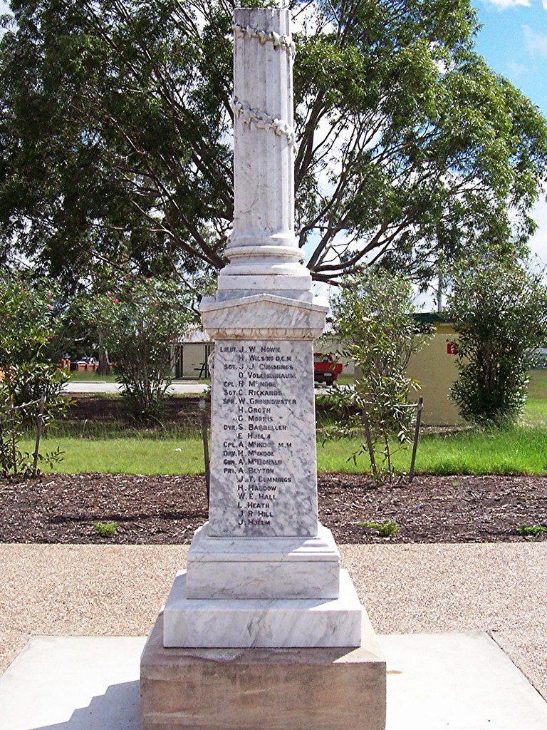Tinana War Memorial - 2009