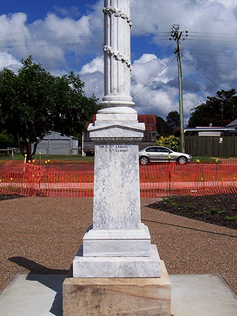 Tinana War Memorial - 2009