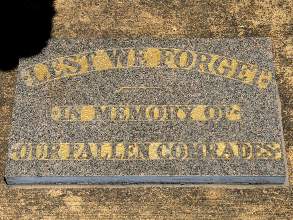 Ashgrove Stewart Place Memorial Field Gun - dedication plaque
