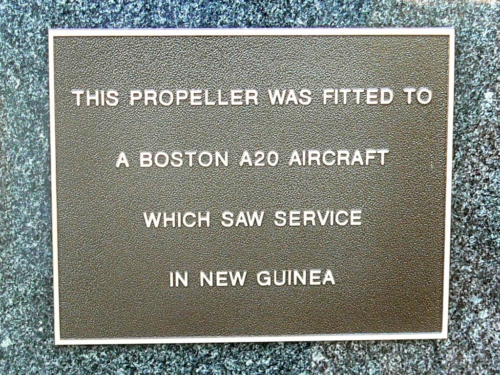 Toowoomba RAAF Memorial - propeller plaque
