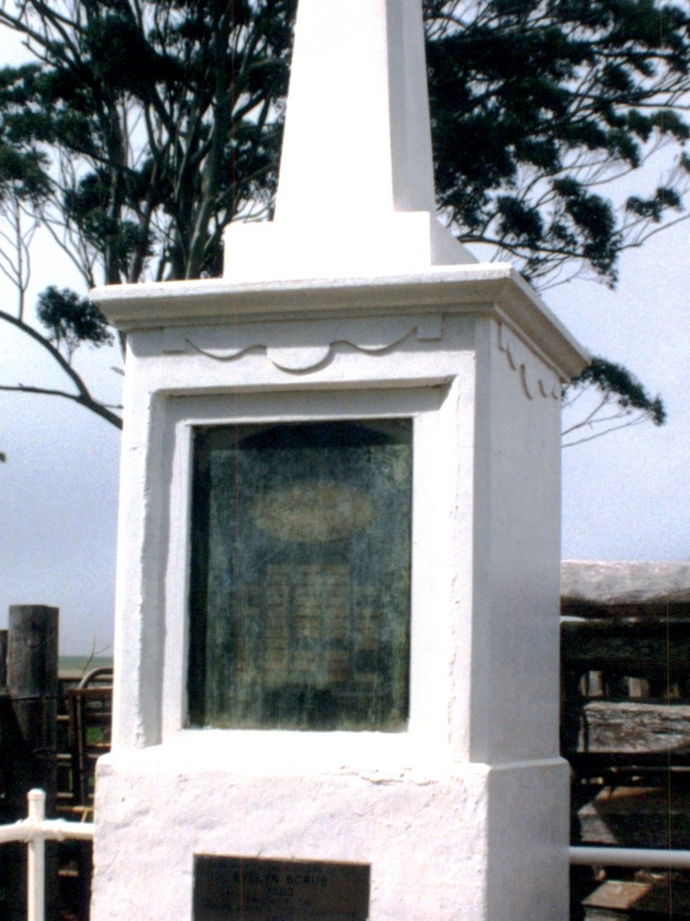 Tumoulin Evelyn Scrub War Memorial