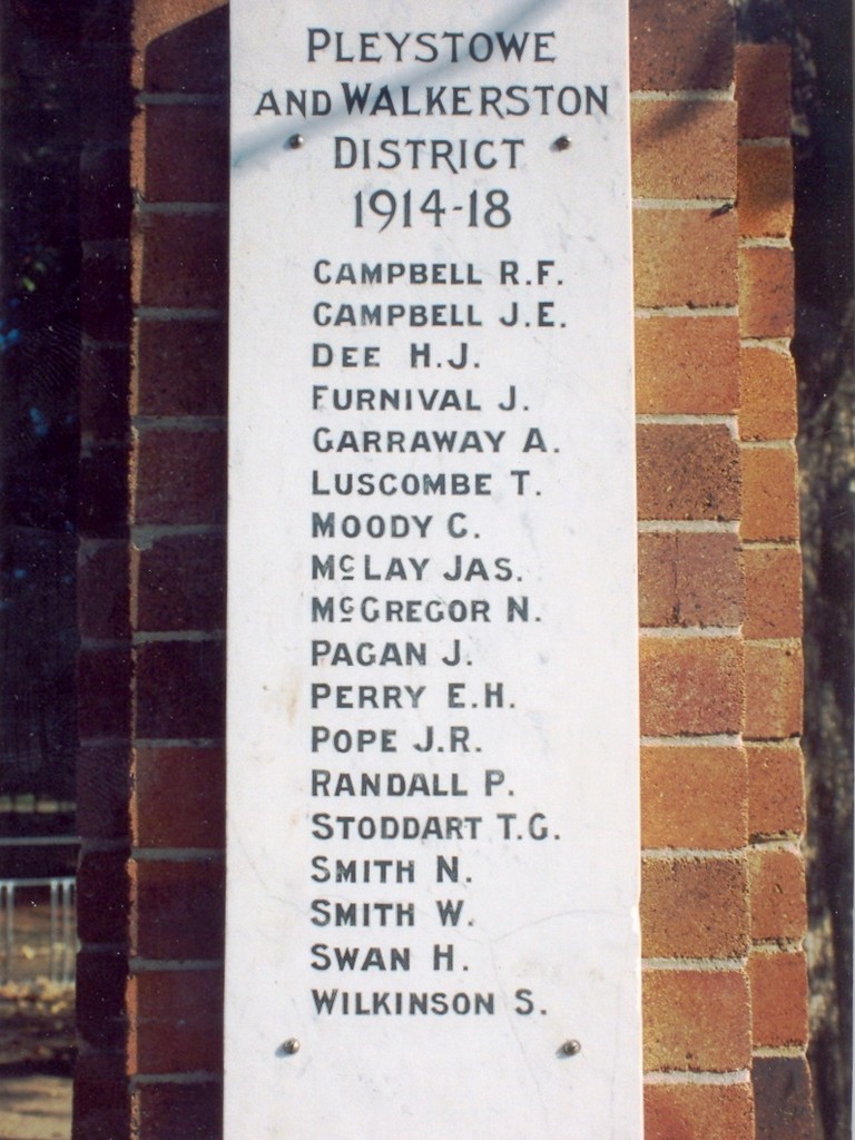 Walkerstone/Pleystowe Memorial Gates - WWI