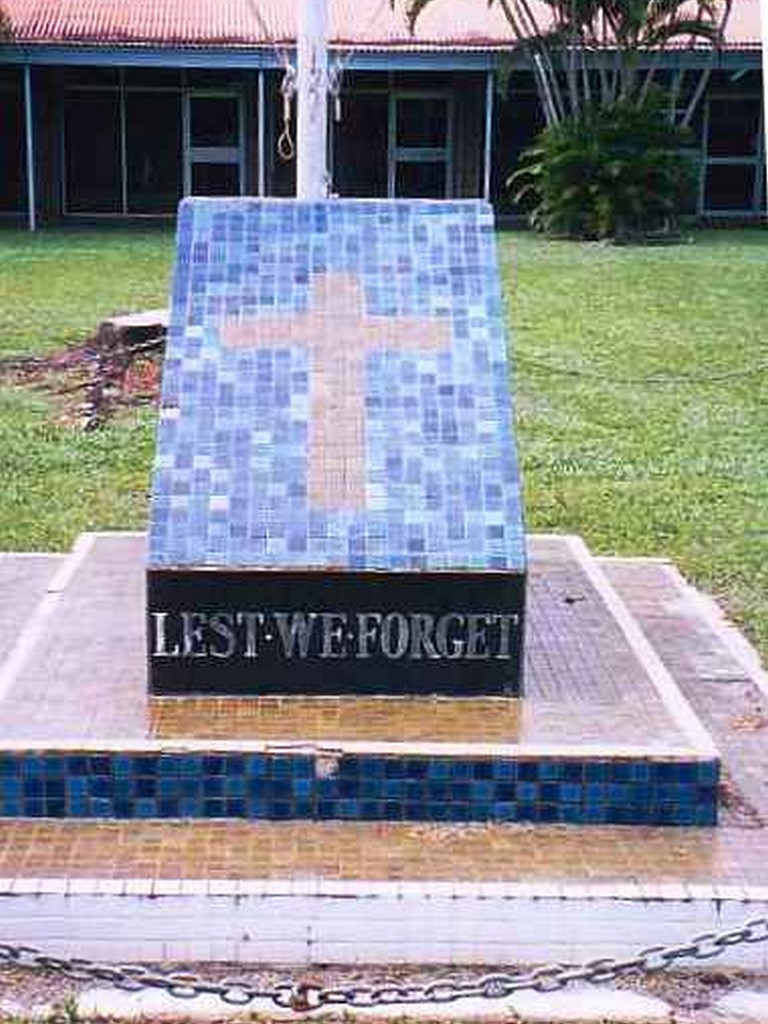 Weipa War Memorial (1978-2010)
