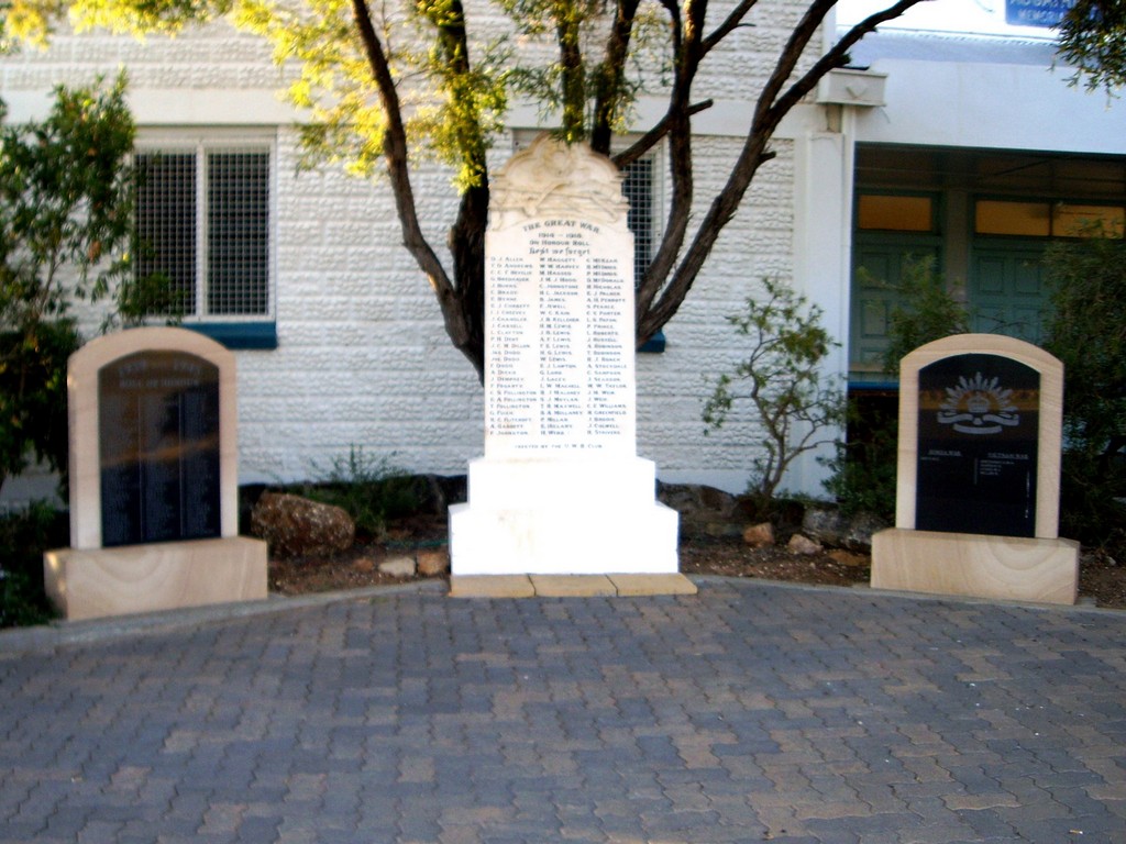 Augathella War Memorial - 2009