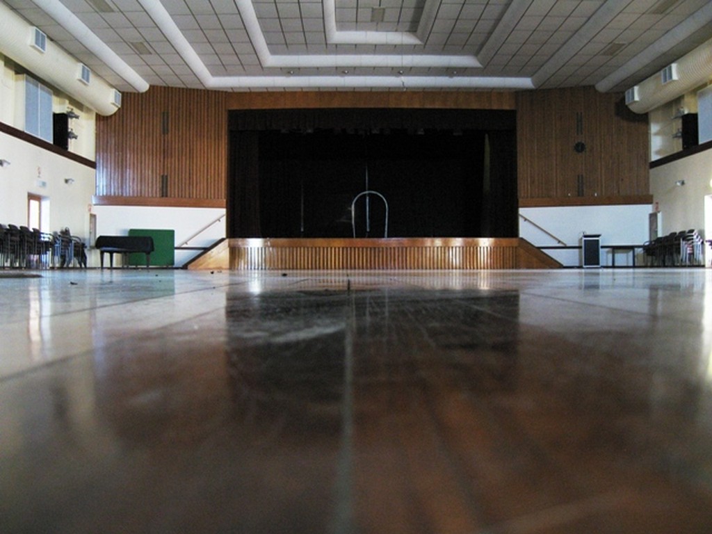Winton Memorial Hall