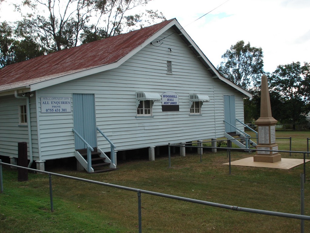 Woodhill Memorial Hall (front)