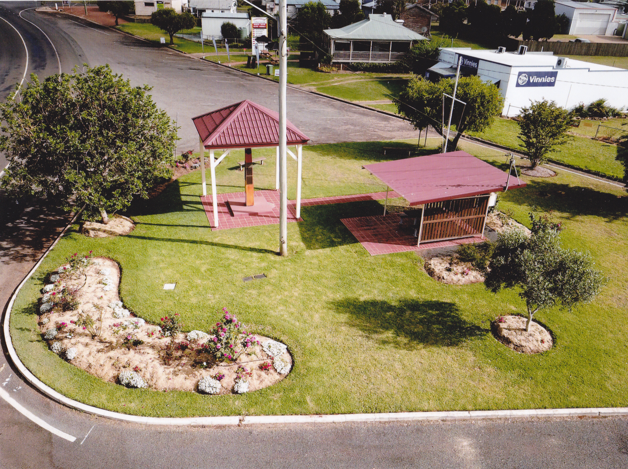 Aerial of the memorial in Yarraman Memorial Park, 2018