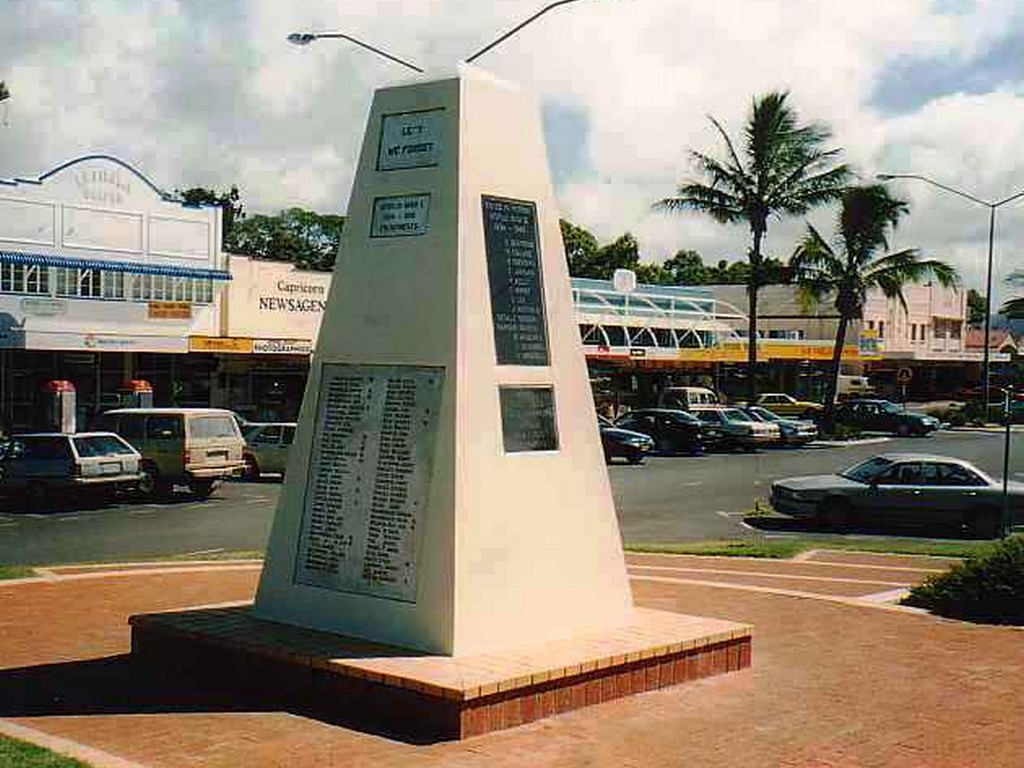 Yeppoon War Memorial (before 2010 restoration)