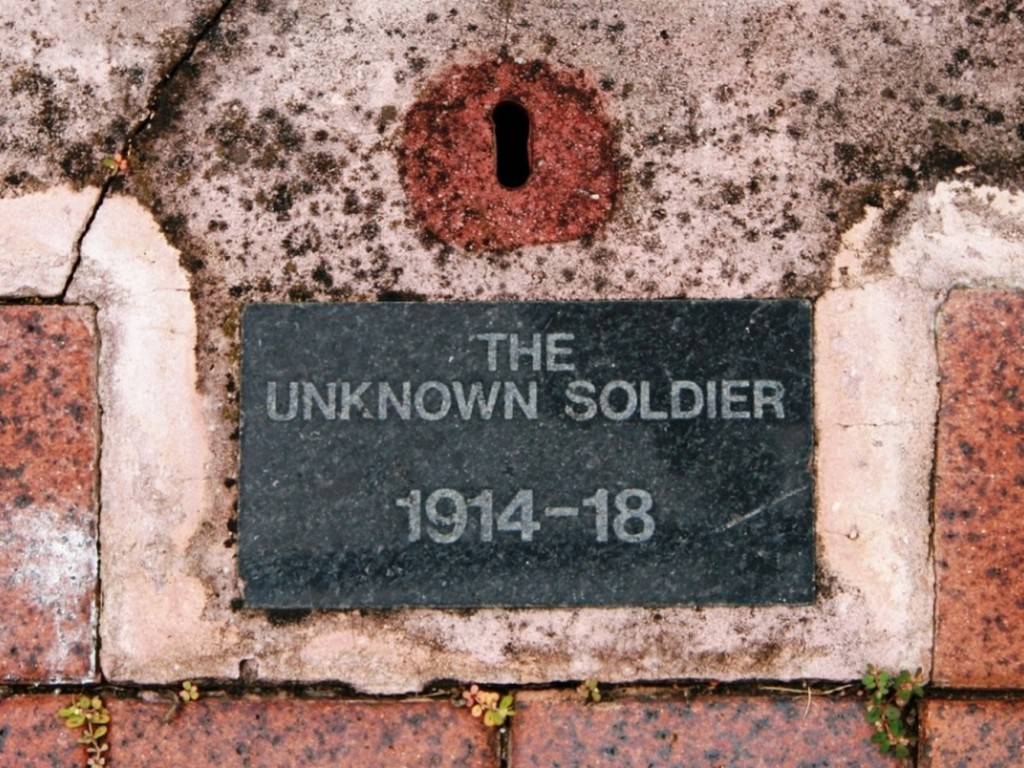 Main plaque - 2010