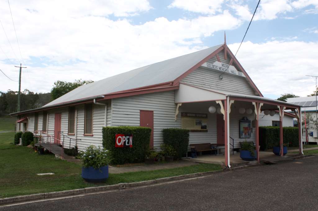 Moore Soldiers' Memorial Hall