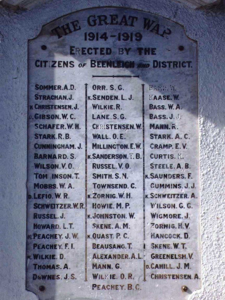 Beenleigh War Memorial - original site