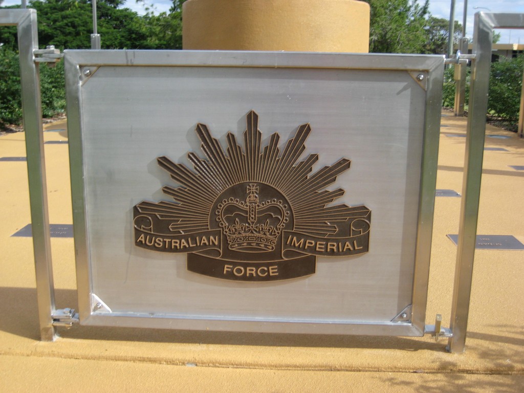 Rising Sun Badge Biloela Cenotaph