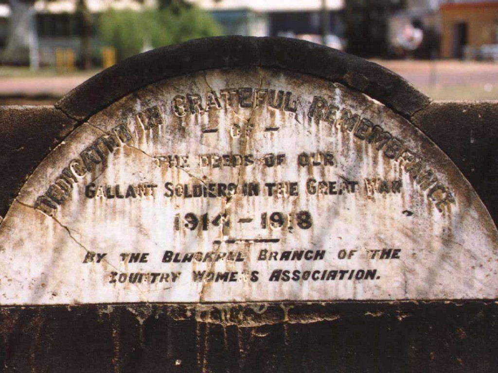 Blackall C.W.A. Memorial Seat - plaque detail