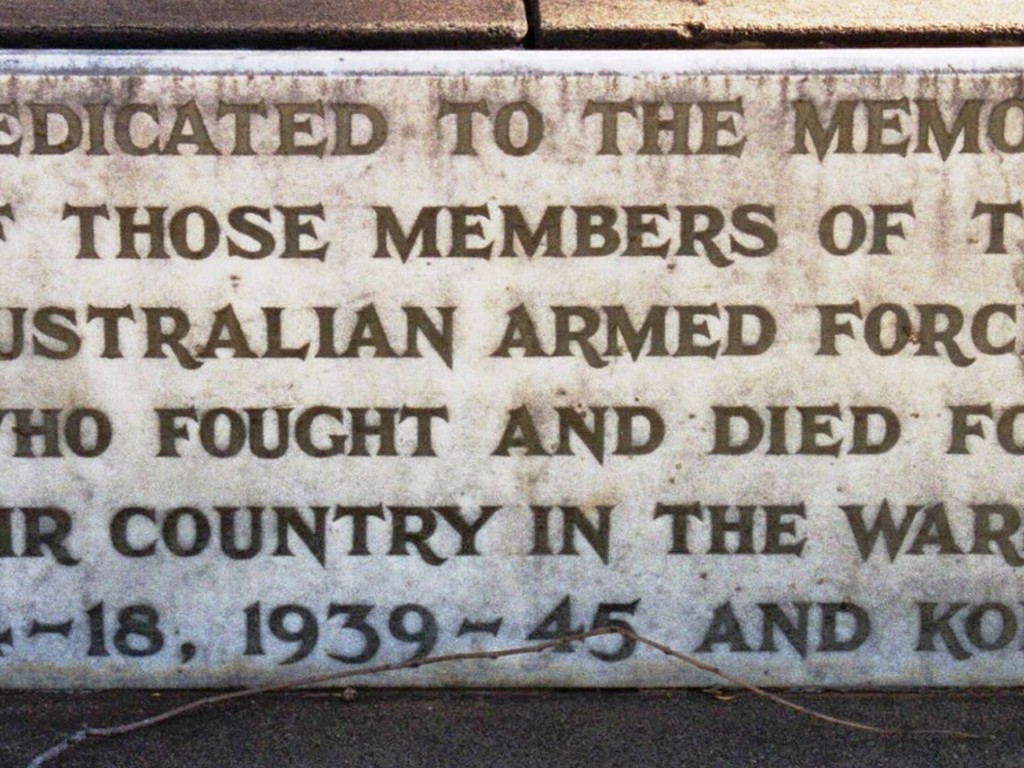 Bollon War Memorial - Lower front panel