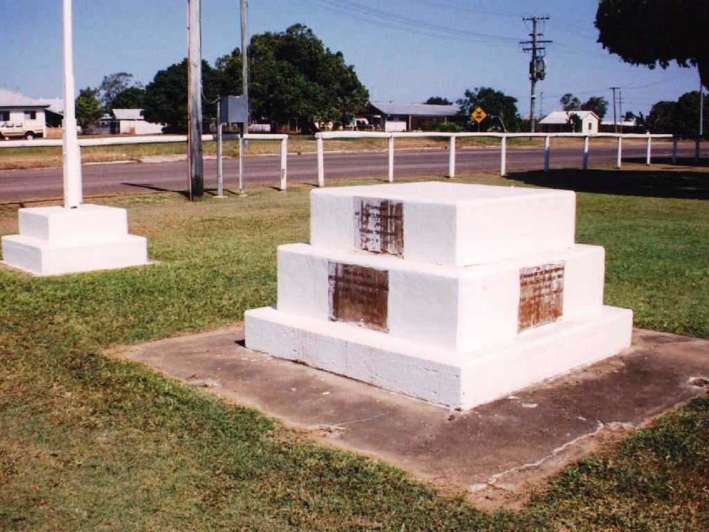 Brandon War Memorial - 1999