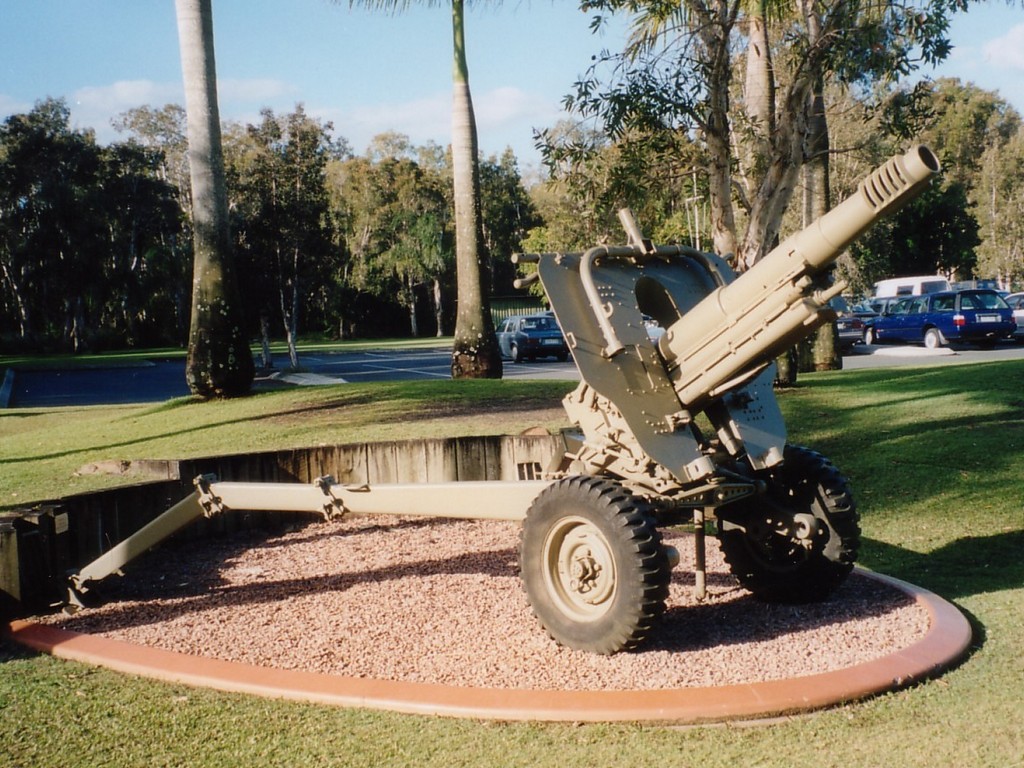 Howitzer L5 105 mm (Pack) - used in Malaysia and Vietnam