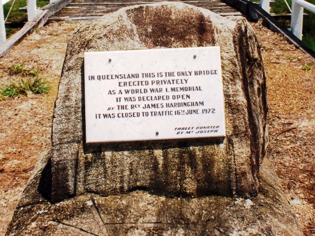 Brooweena Memorial Bridge Cairn