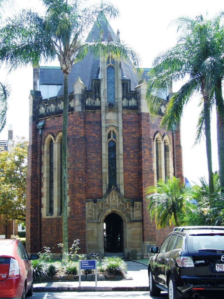 Brisbane Grammar School War Memorial Library