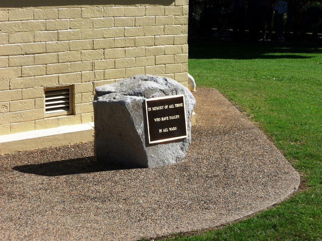 Bundaberg Alexandra Park War Memorial - 2009