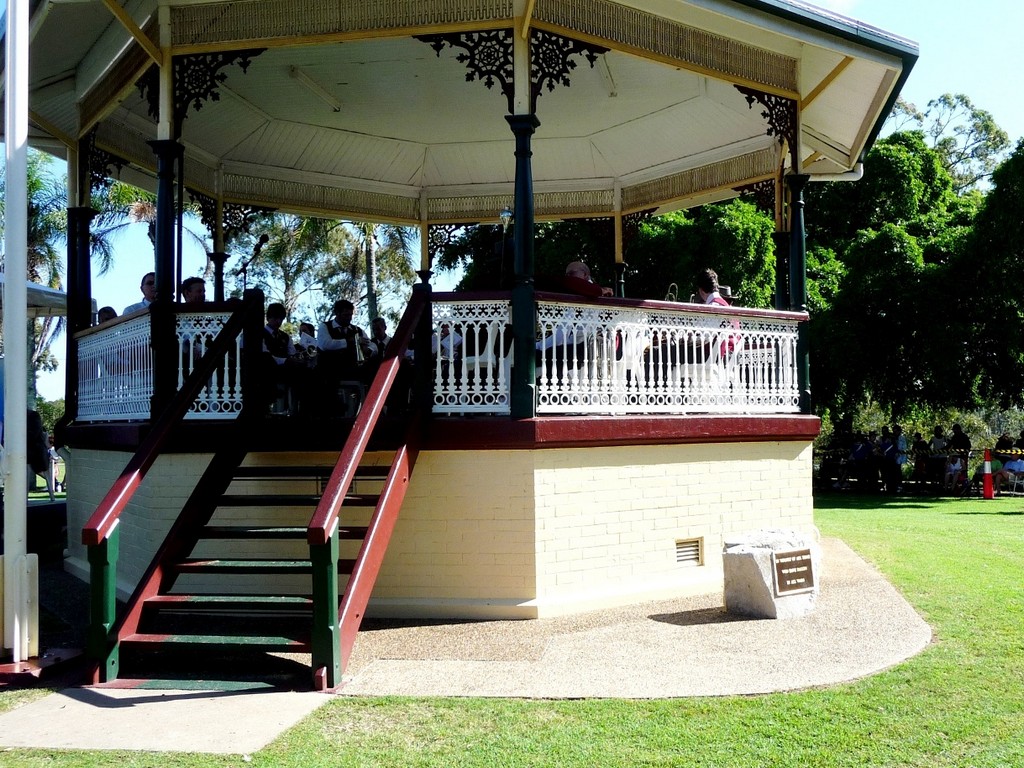 Bundaberg Alexandra Park War Memorial - 2009