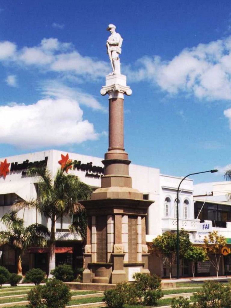 Bundaberg War Memorial - 1999