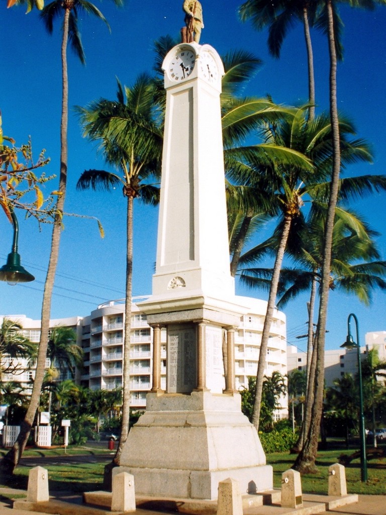 Cairns Sailors and Soldiers Memorial (Digger)