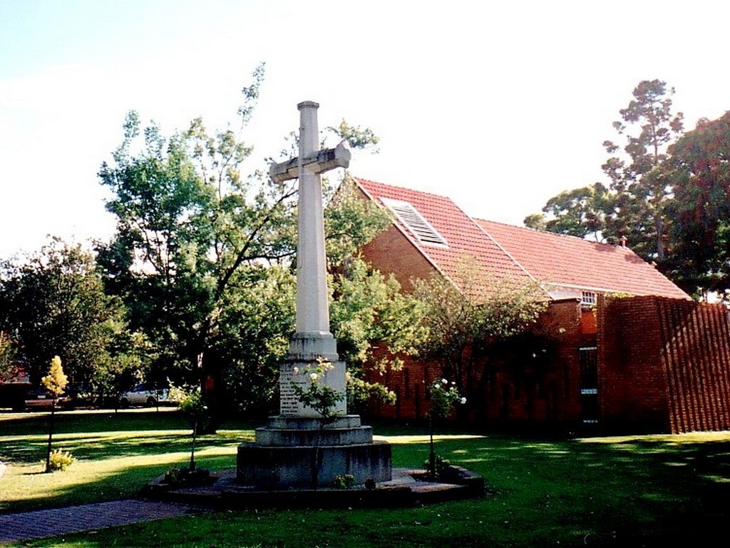 Clayfield St Columbs Church Cross of Sacrifice