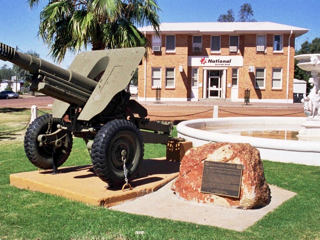 Cunnamulla War Memorial - War Trophy