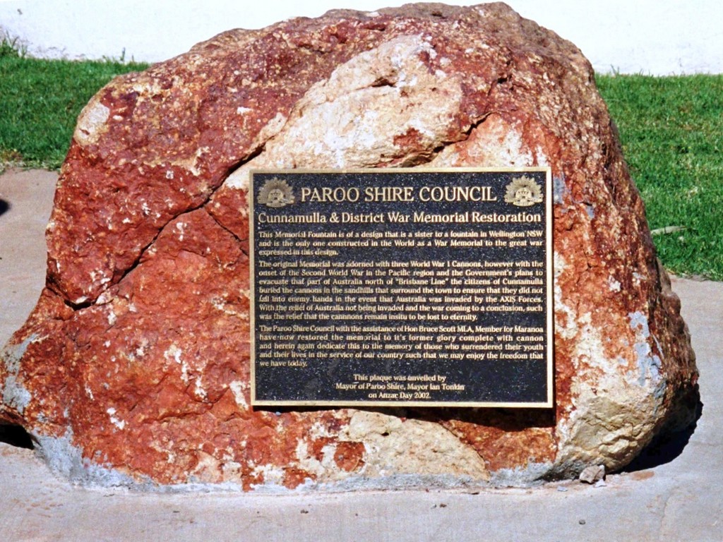 Cunnamulla Memorial Fountain - Dedication plaque