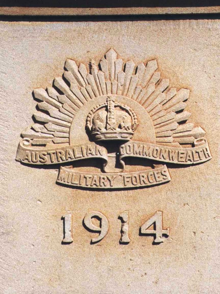 Dalby War Memorial Gates - detail